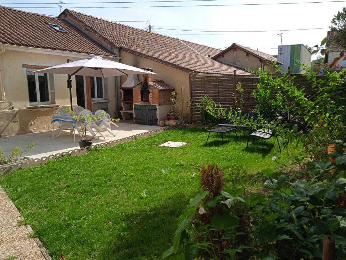 Charmante Petite Maison Бержерак Екстериор снимка